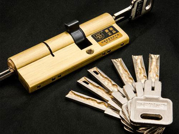 永川24小时上门开锁公司