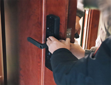 永川24小时上门开锁公司